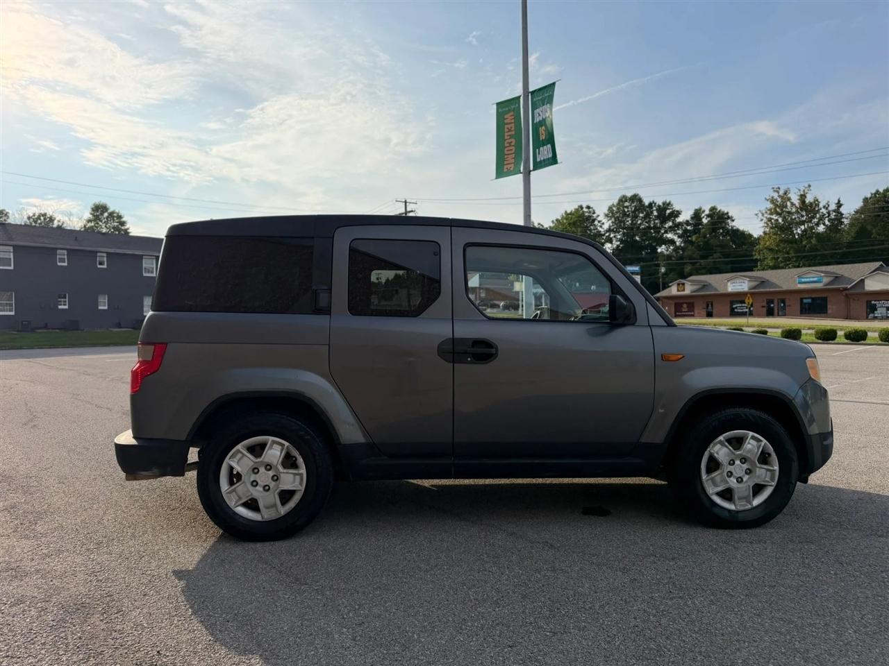 Honda Element 2WD 5dr Auto LX 2009