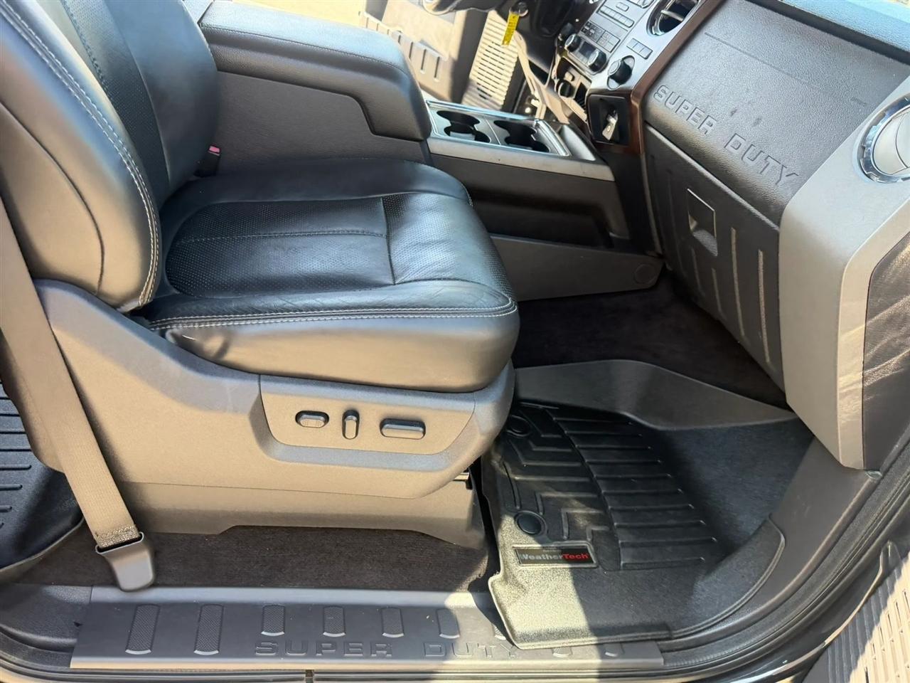 Ford Super Duty F-350 SRW 4WD Crew Cab 156" King Ranch 2011