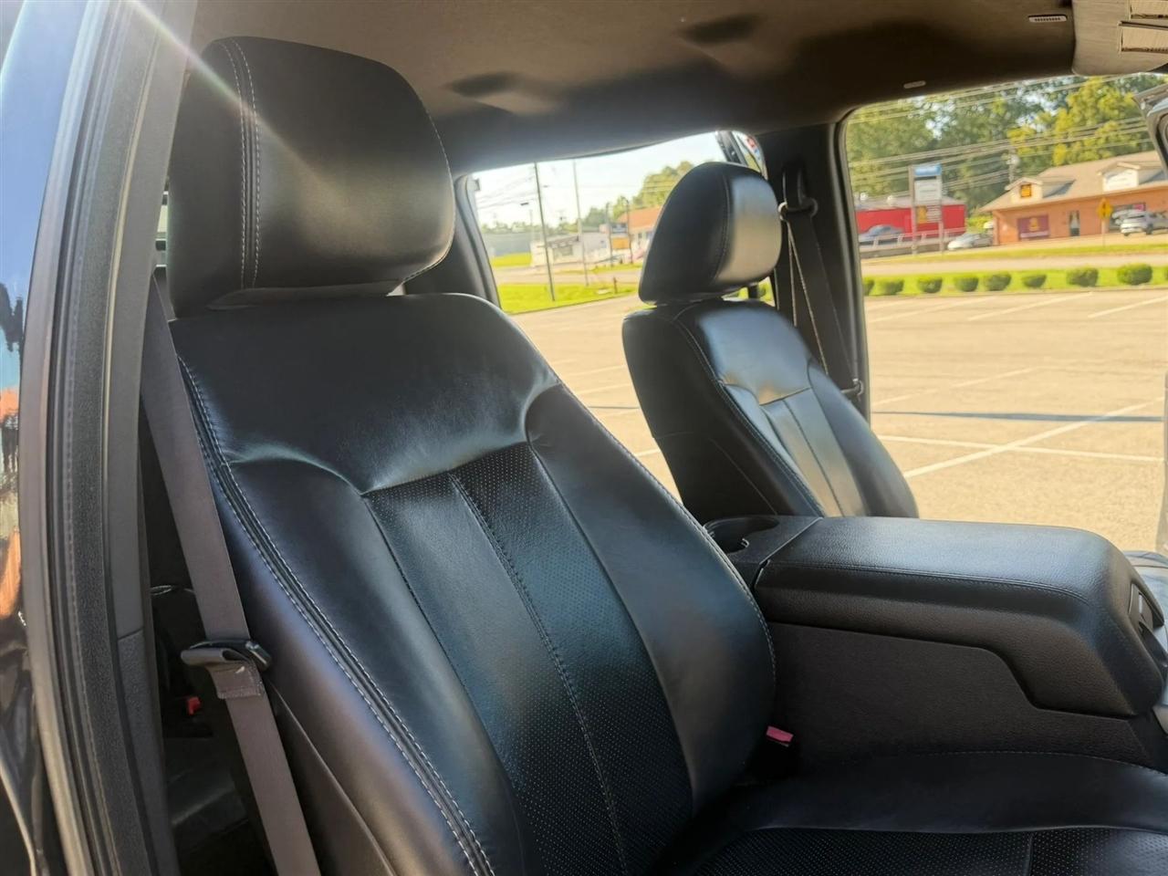 Ford Super Duty F-350 SRW 4WD Crew Cab 156" King Ranch 2011