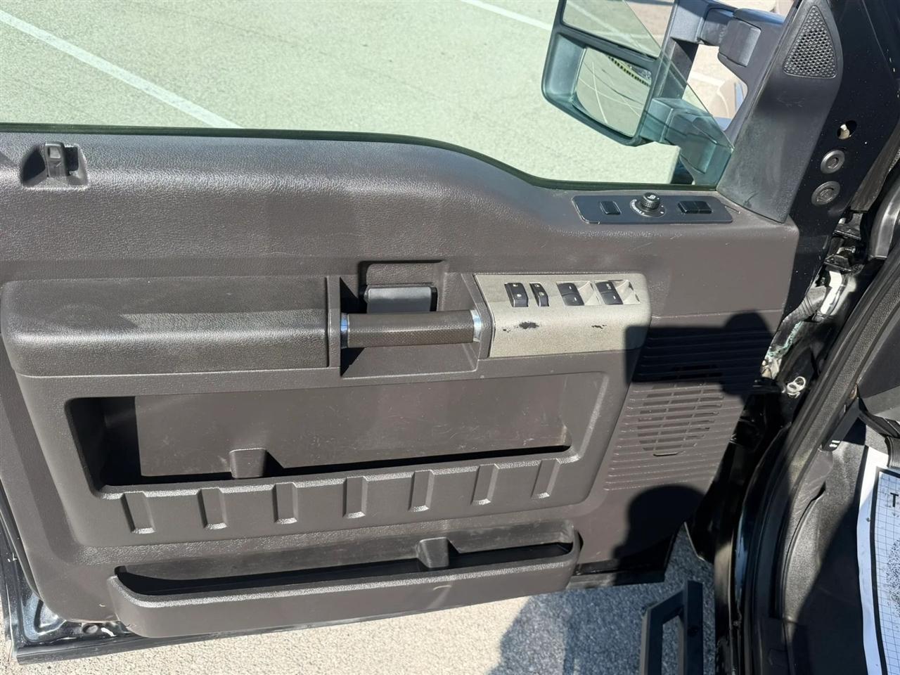 Ford Super Duty F-350 SRW 4WD Crew Cab 156" King Ranch 2011