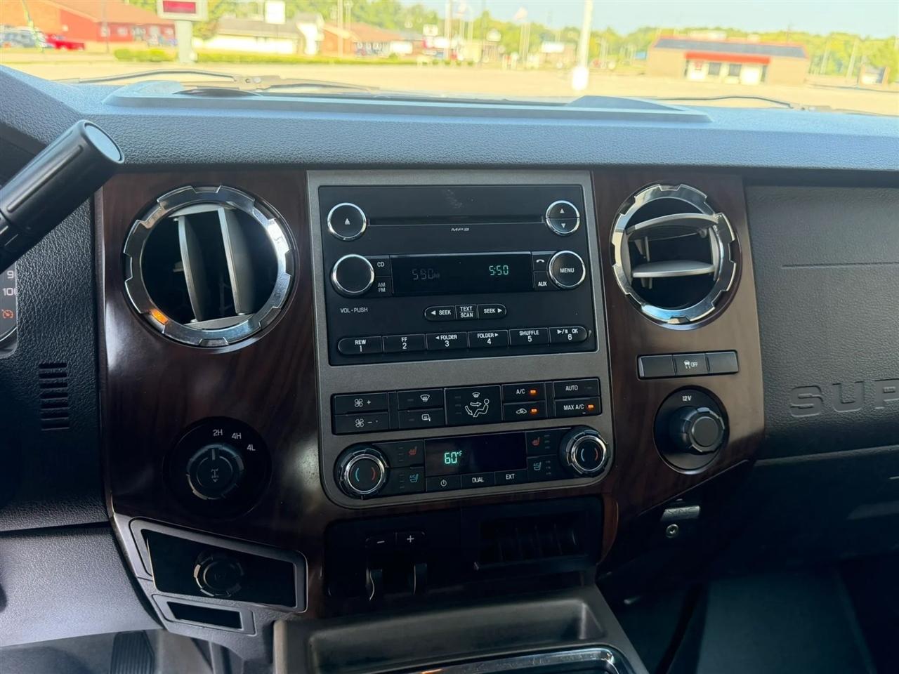 Ford Super Duty F-350 SRW 4WD Crew Cab 156" King Ranch 2011