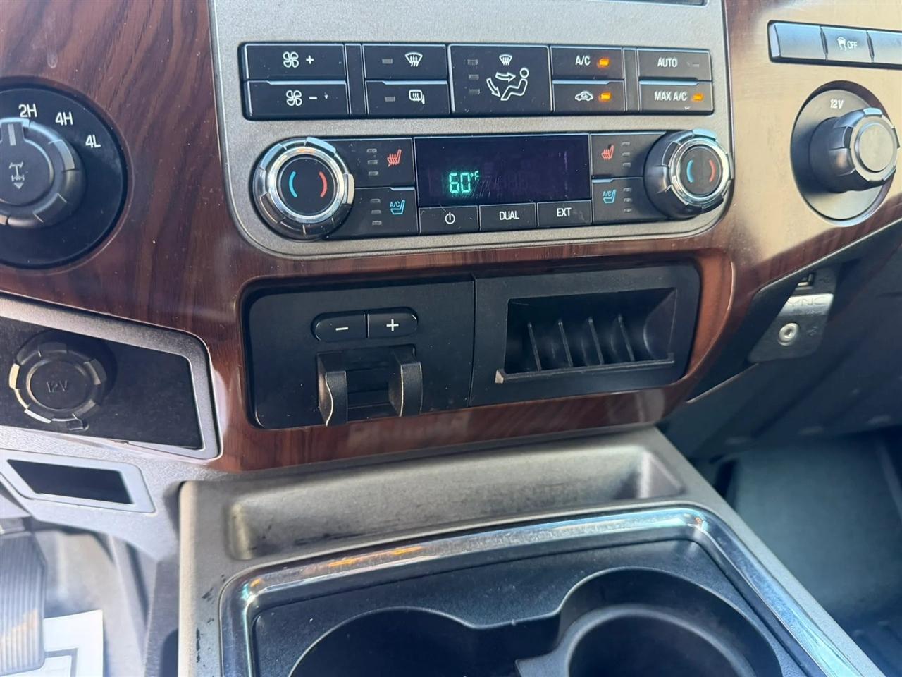 Ford Super Duty F-350 SRW 4WD Crew Cab 156" King Ranch 2011