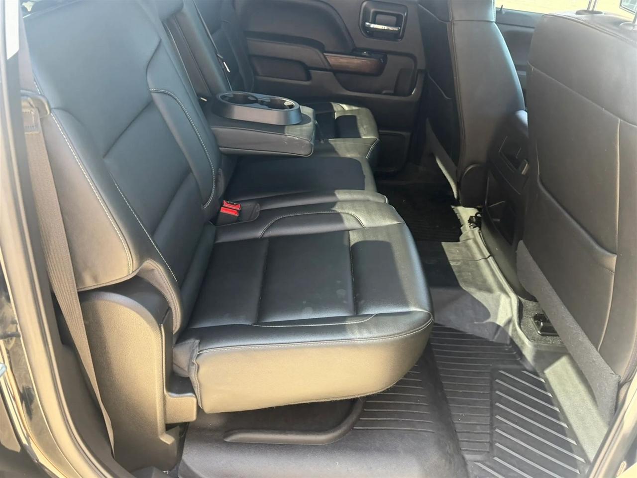 GMC Sierra 1500 4WD Crew Cab 143.5" SLT 2018