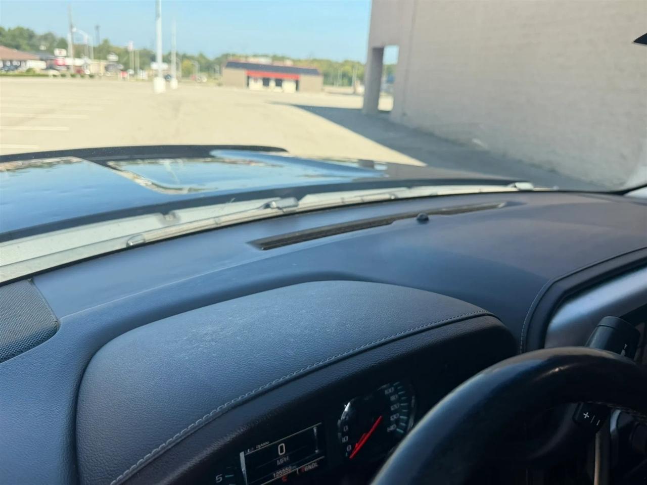 GMC Sierra 1500 4WD Crew Cab 143.5" SLT 2018