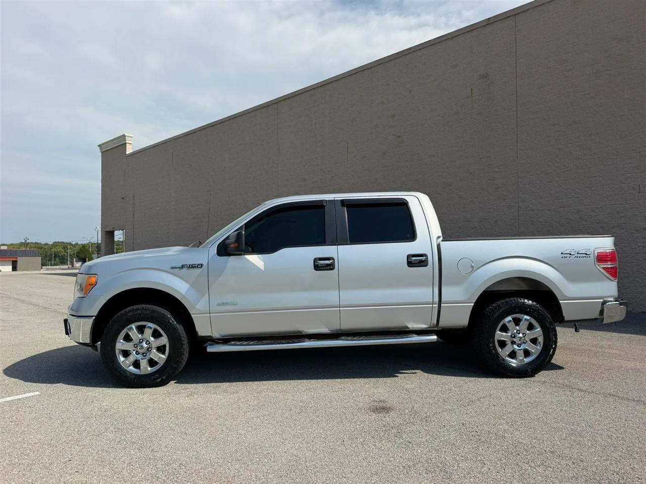 Ford F-150 4WD SuperCrew 145" King Ranch 2013