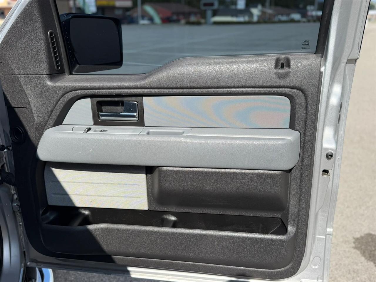 Ford F-150 4WD SuperCrew 145" King Ranch 2013