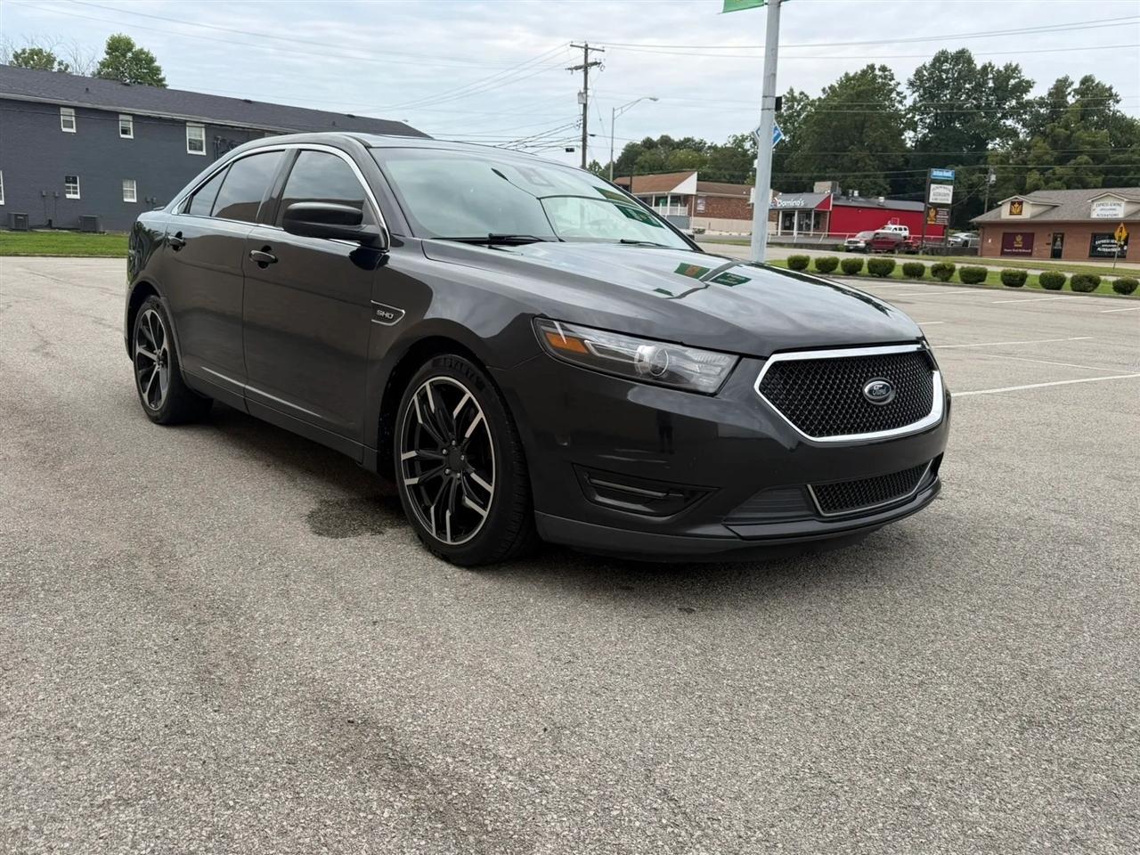Ford Taurus 4dr Sdn SHO AWD 2014