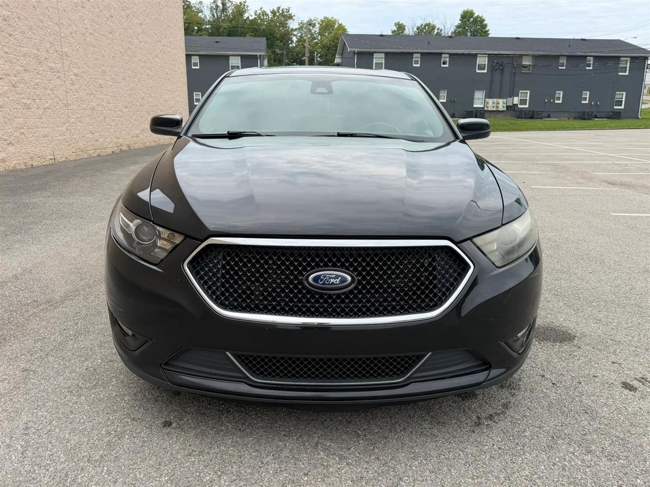 Ford Taurus 4dr Sdn SHO AWD 2014