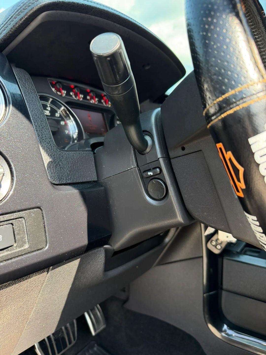Ford F-150 4WD SuperCrew 145" Harley-Davidson 2012