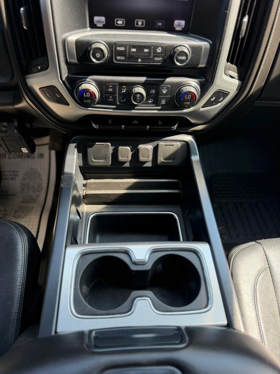 GMC Sierra 1500 4WD Crew Cab 143.5" SLE 2014