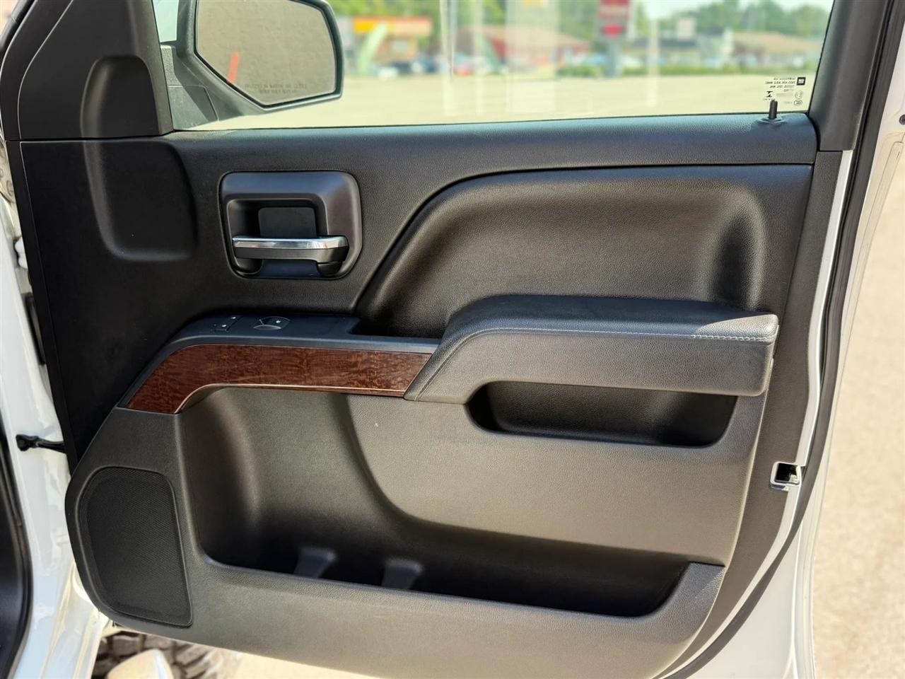 GMC Sierra 1500 4WD Crew Cab 143.5" SLE 2014