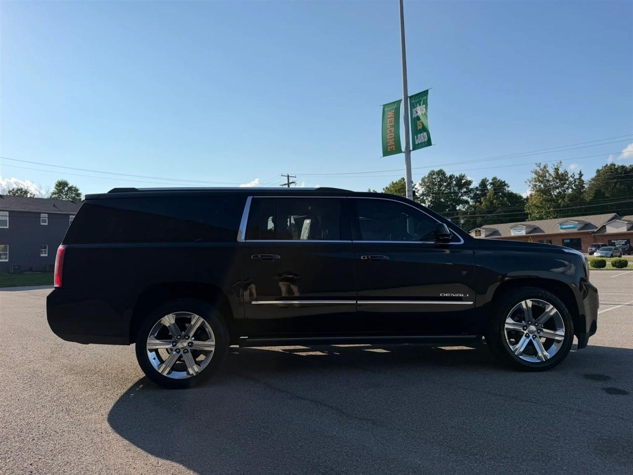 GMC Yukon XL 4WD 4dr Denali 2016