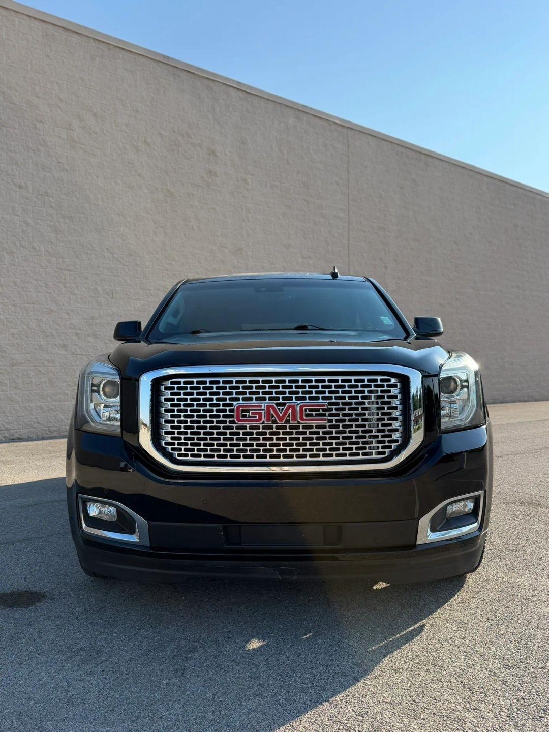 GMC Yukon XL 4WD 4dr Denali 2016