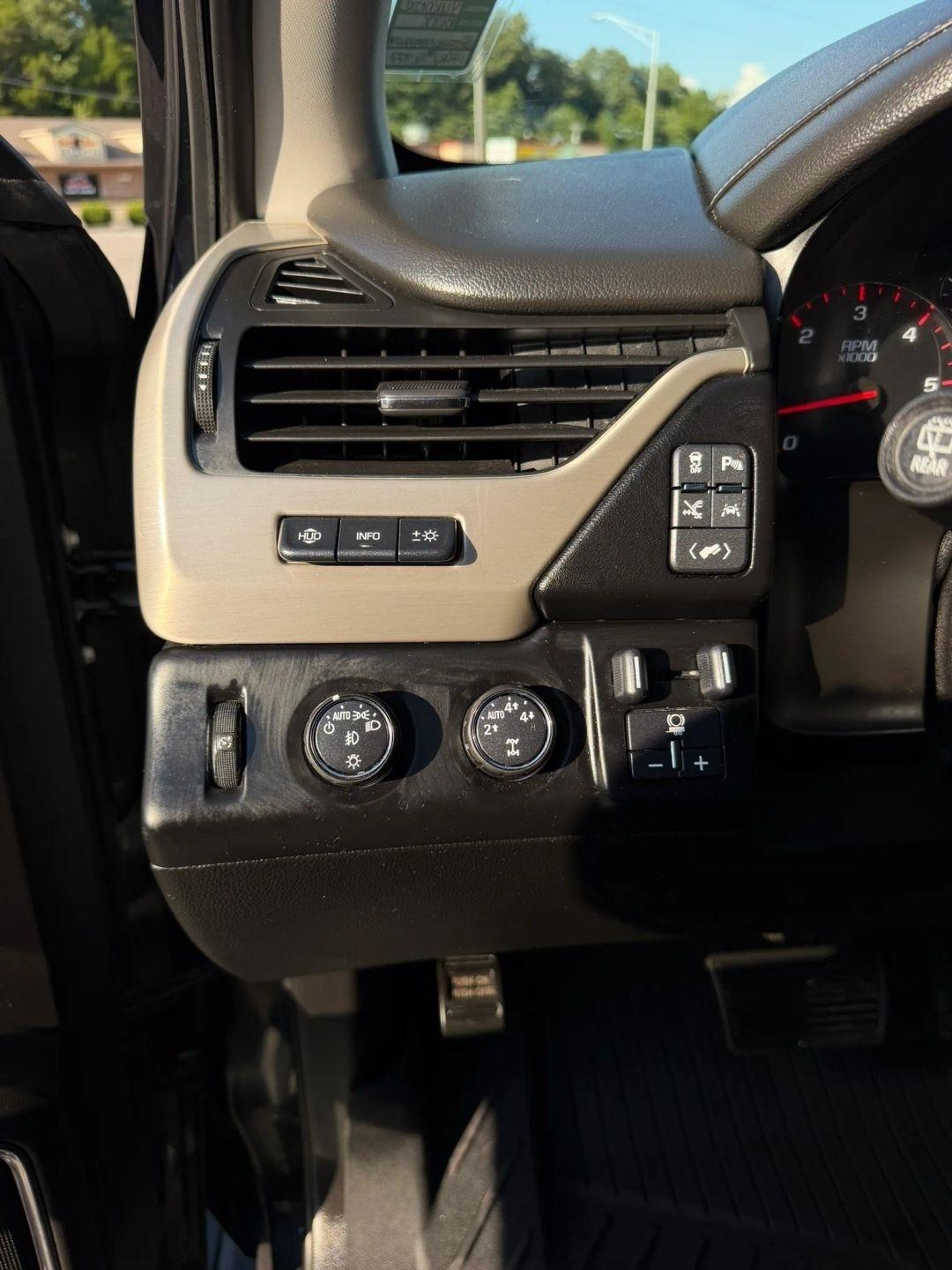 GMC Yukon XL 4WD 4dr Denali 2016