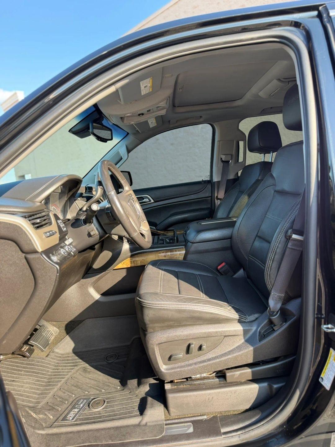 GMC Yukon XL 4WD 4dr Denali 2016