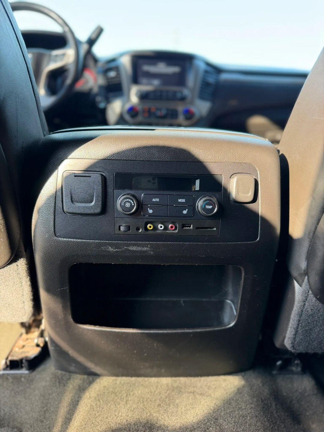 GMC Yukon XL 4WD 4dr Denali 2016