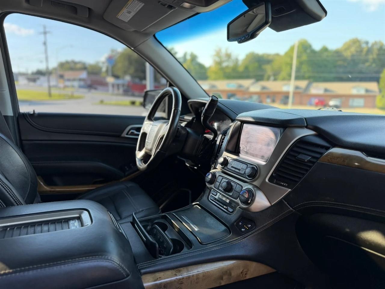 GMC Yukon XL 4WD 4dr Denali 2016