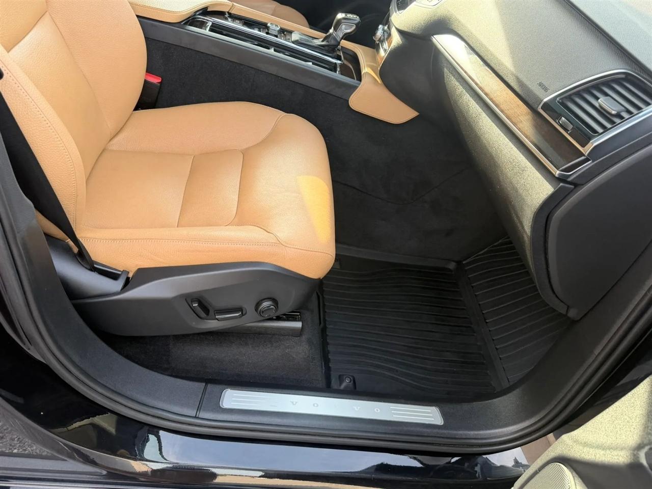 Volvo XC90 AWD 4dr T6 Momentum 2016