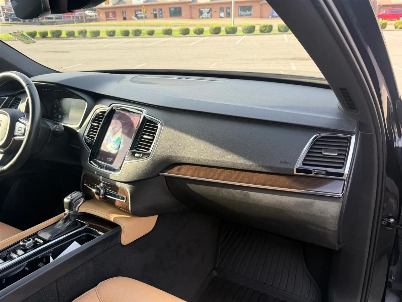 Volvo XC90 AWD 4dr T6 Momentum 2016