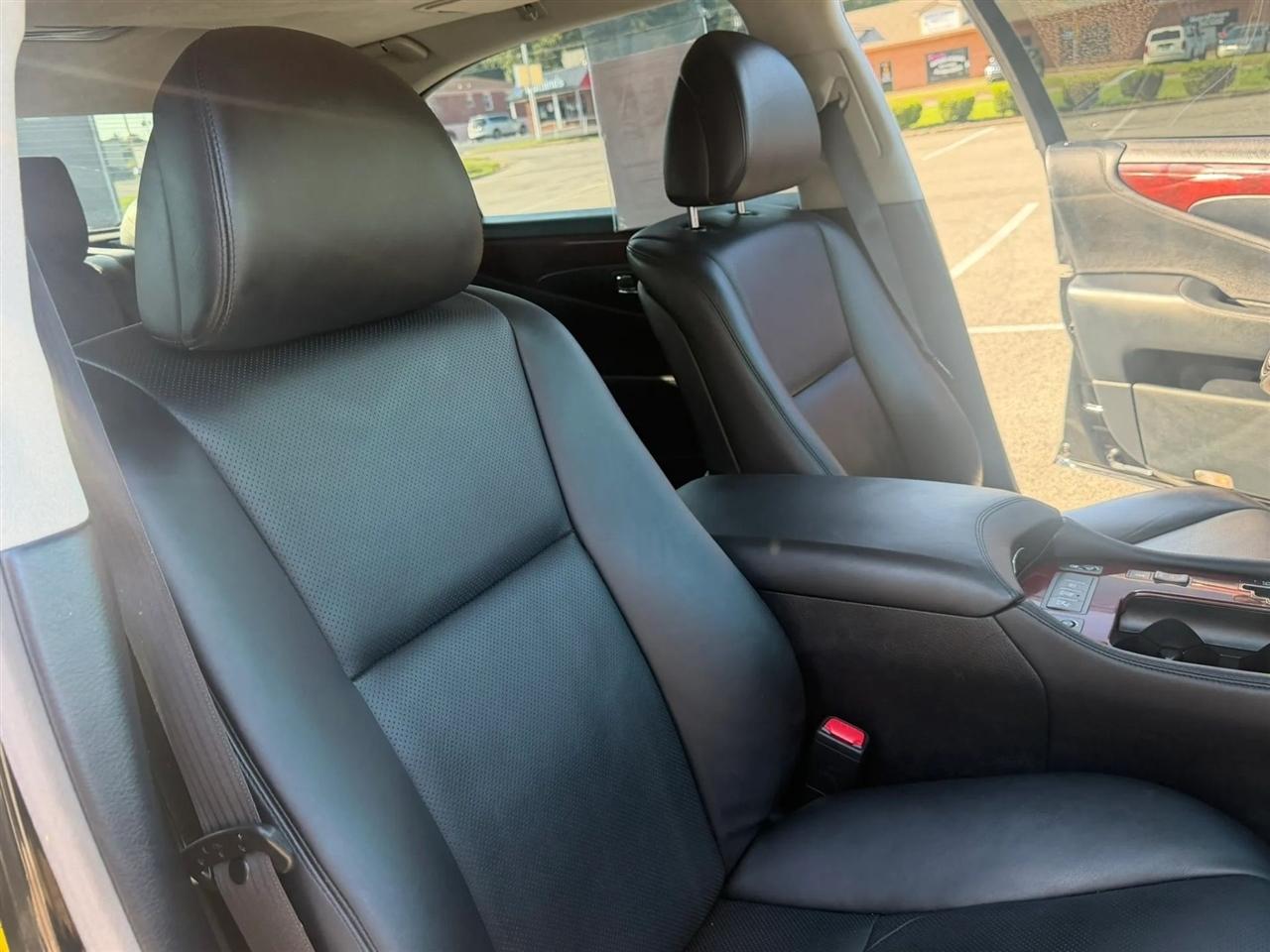Lexus LS 460 4dr Sdn LWB 2008