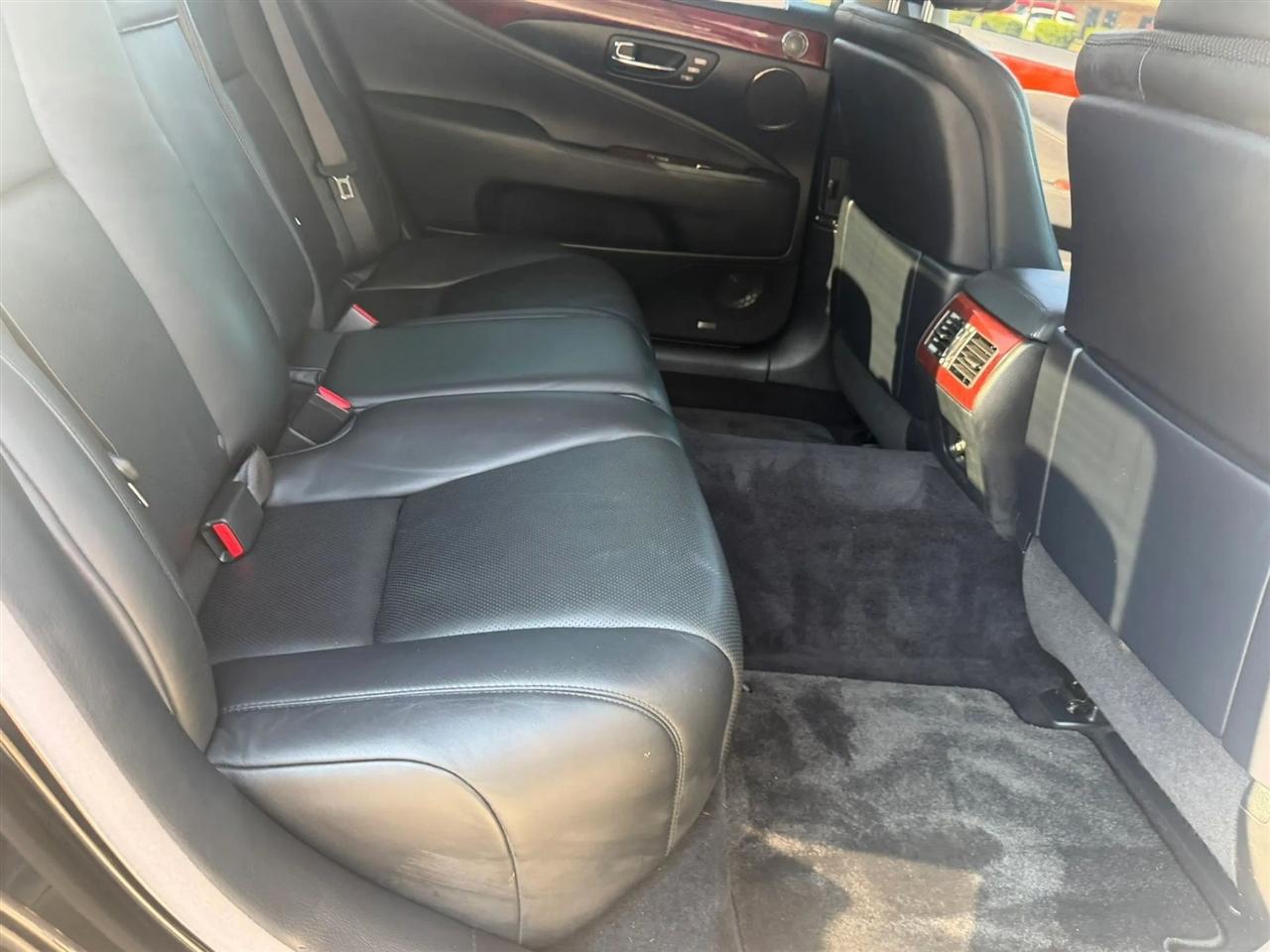 Lexus LS 460 4dr Sdn LWB 2008