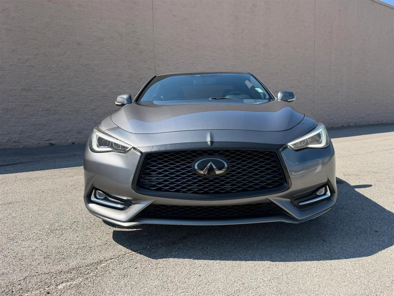 Infiniti Q60 3.0t LUXE RWD 2020