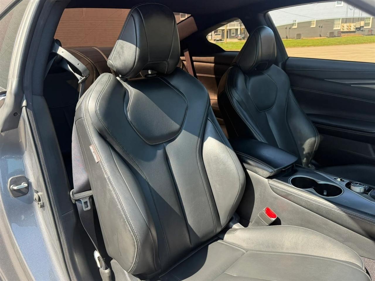 Infiniti Q60 3.0t LUXE RWD 2020