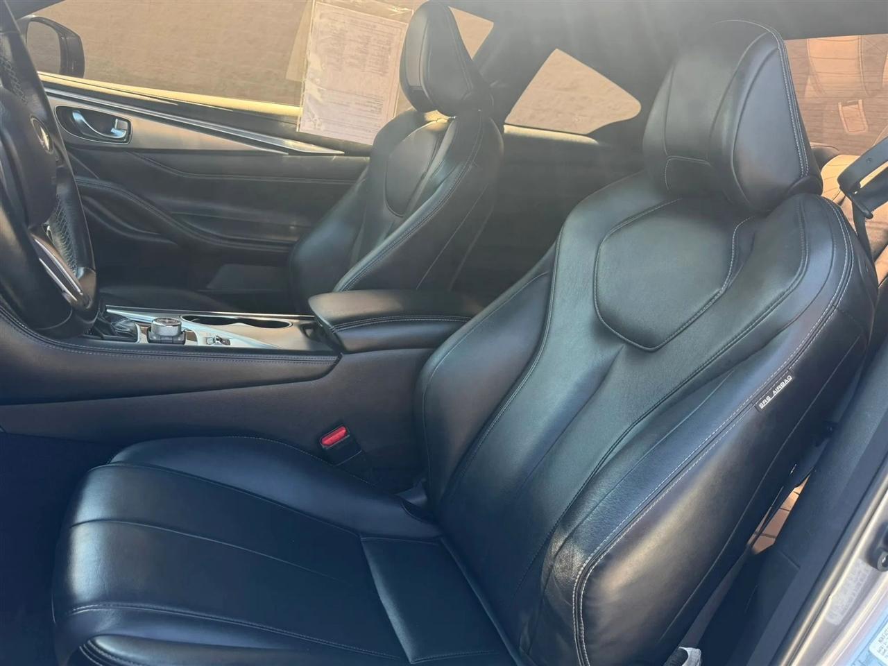 Infiniti Q60 3.0t LUXE RWD 2020
