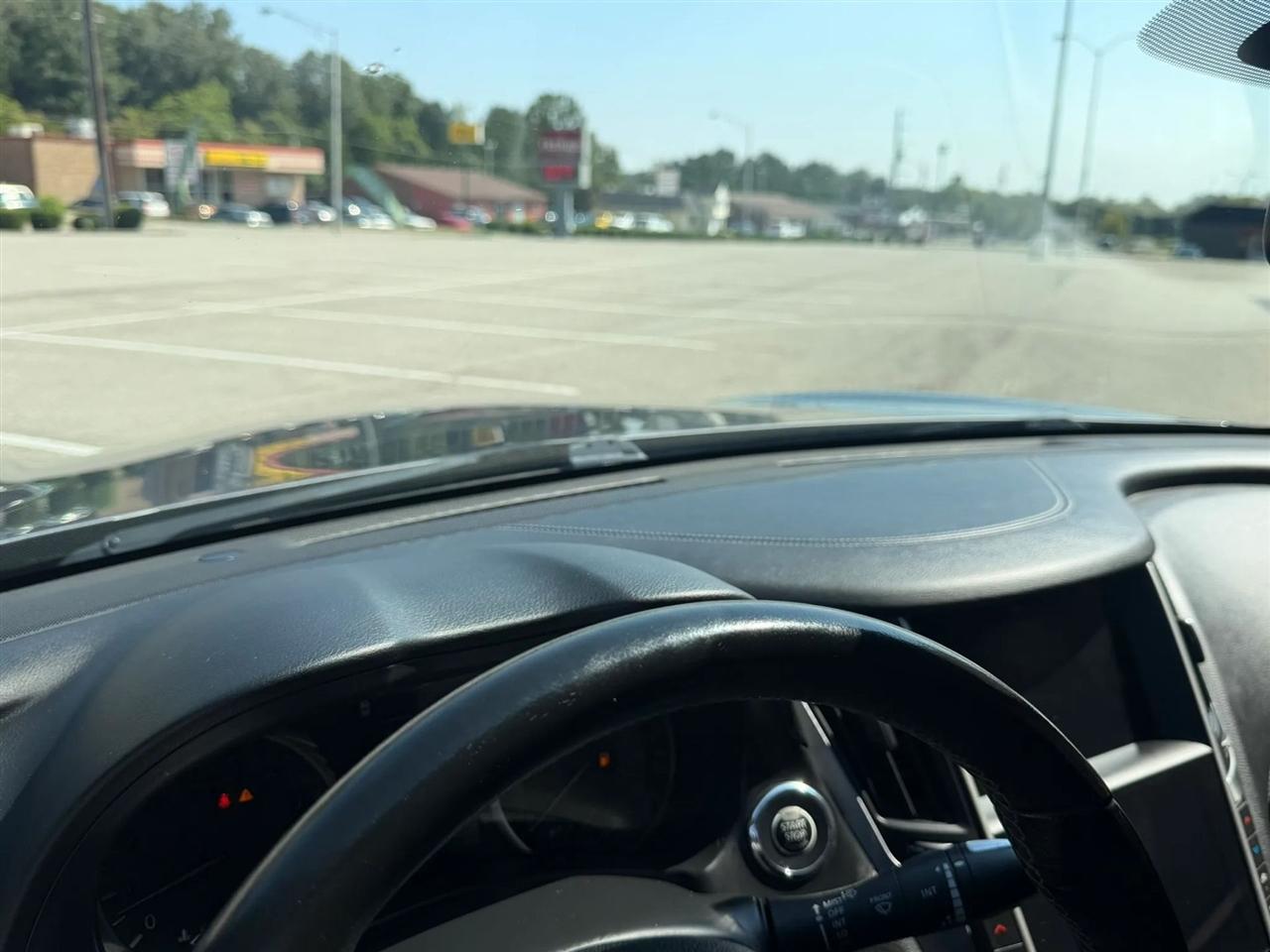 Infiniti Q60 3.0t LUXE RWD 2020