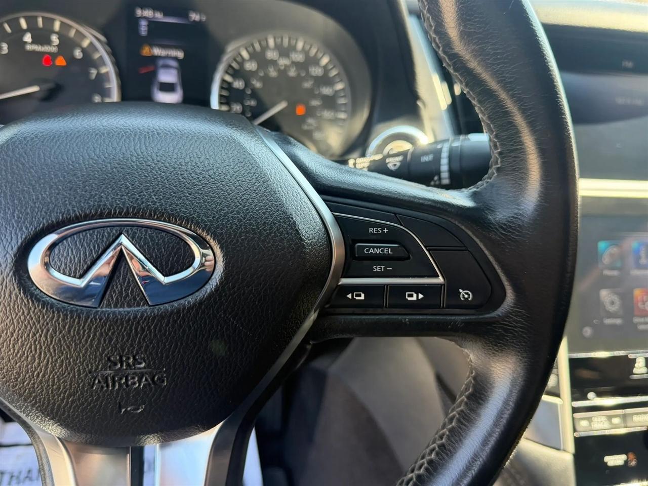 Infiniti Q60 3.0t LUXE RWD 2020