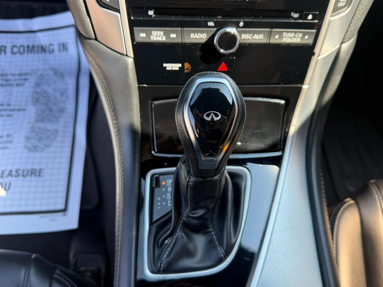 Infiniti Q60 3.0t LUXE RWD 2020