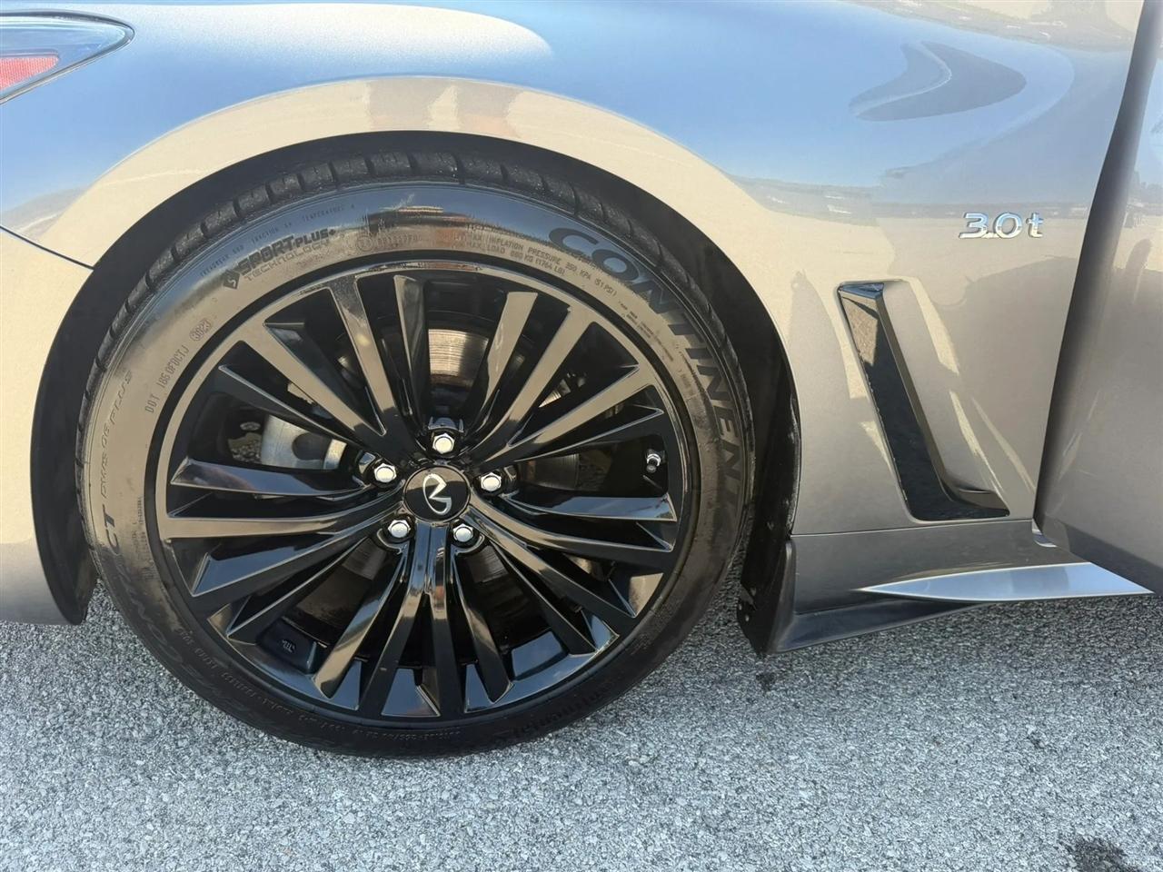 Infiniti Q60 3.0t LUXE RWD 2020