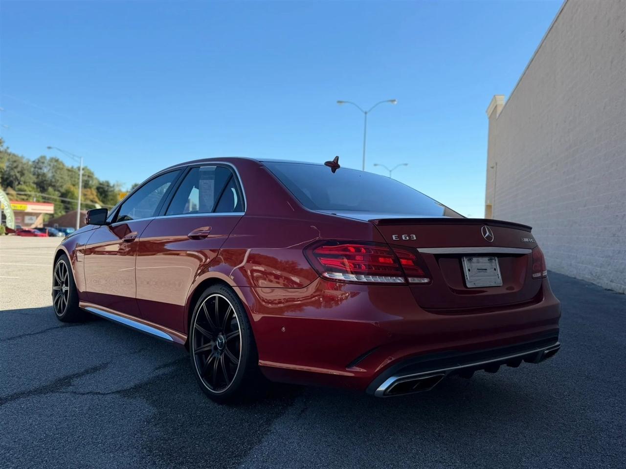 Mercedes-Benz E-Class 4dr Sdn E 63 AMG S-Model 4MATIC 2014