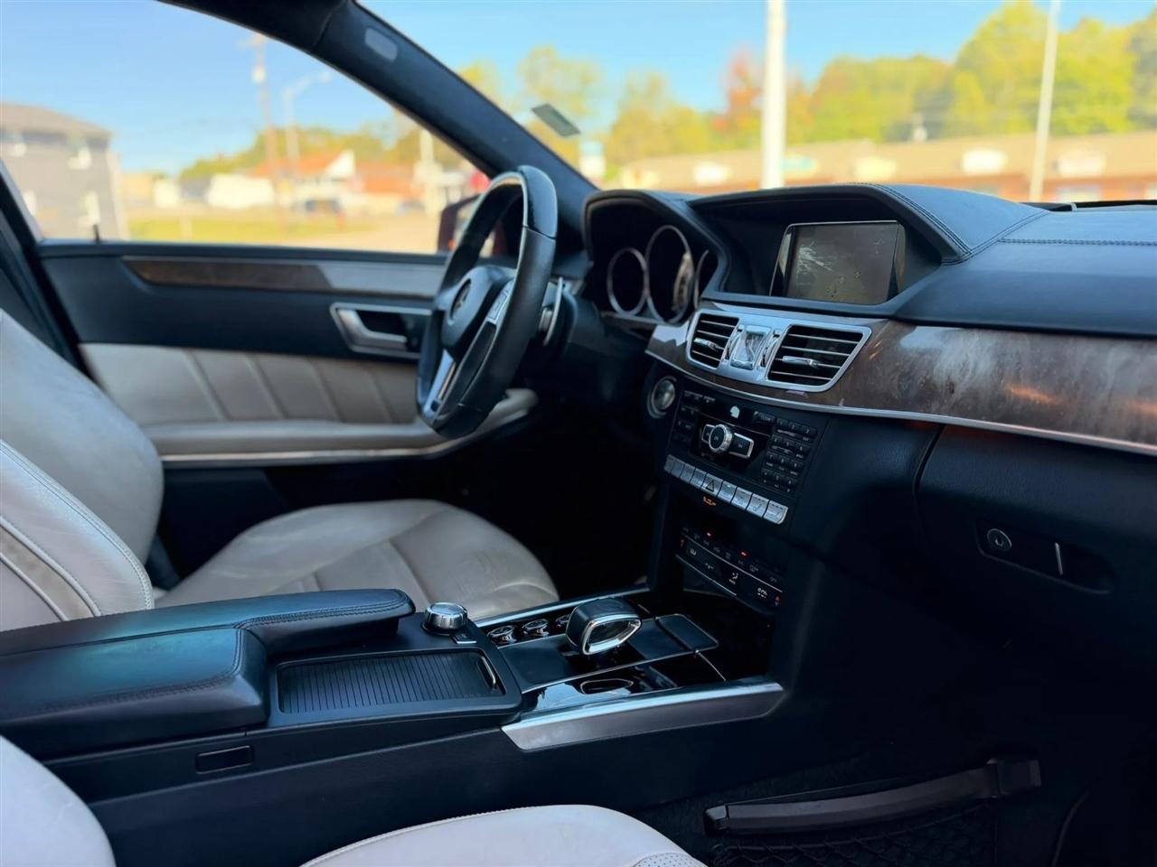 Mercedes-Benz E-Class 4dr Sdn E 63 AMG S-Model 4MATIC 2014