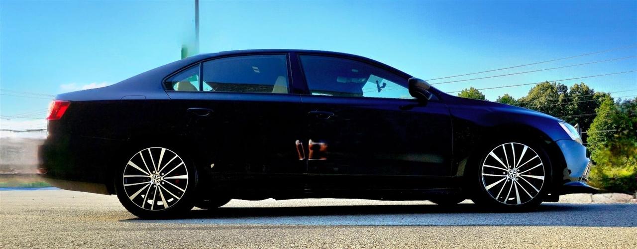 Volkswagen Jetta Sedan 4dr Auto 1.8T Sport PZEV 2016