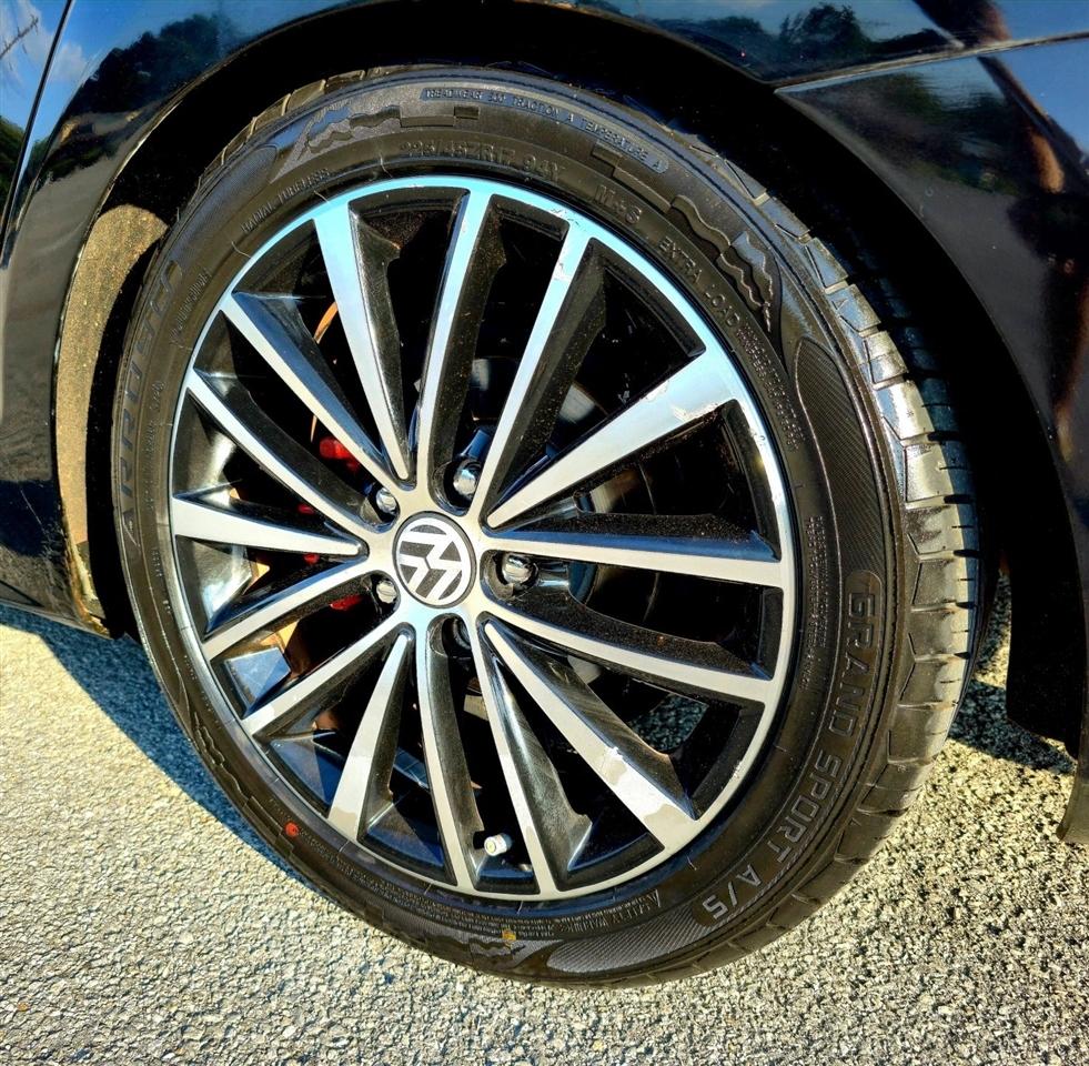 Volkswagen Jetta Sedan 4dr Auto 1.8T Sport PZEV 2016