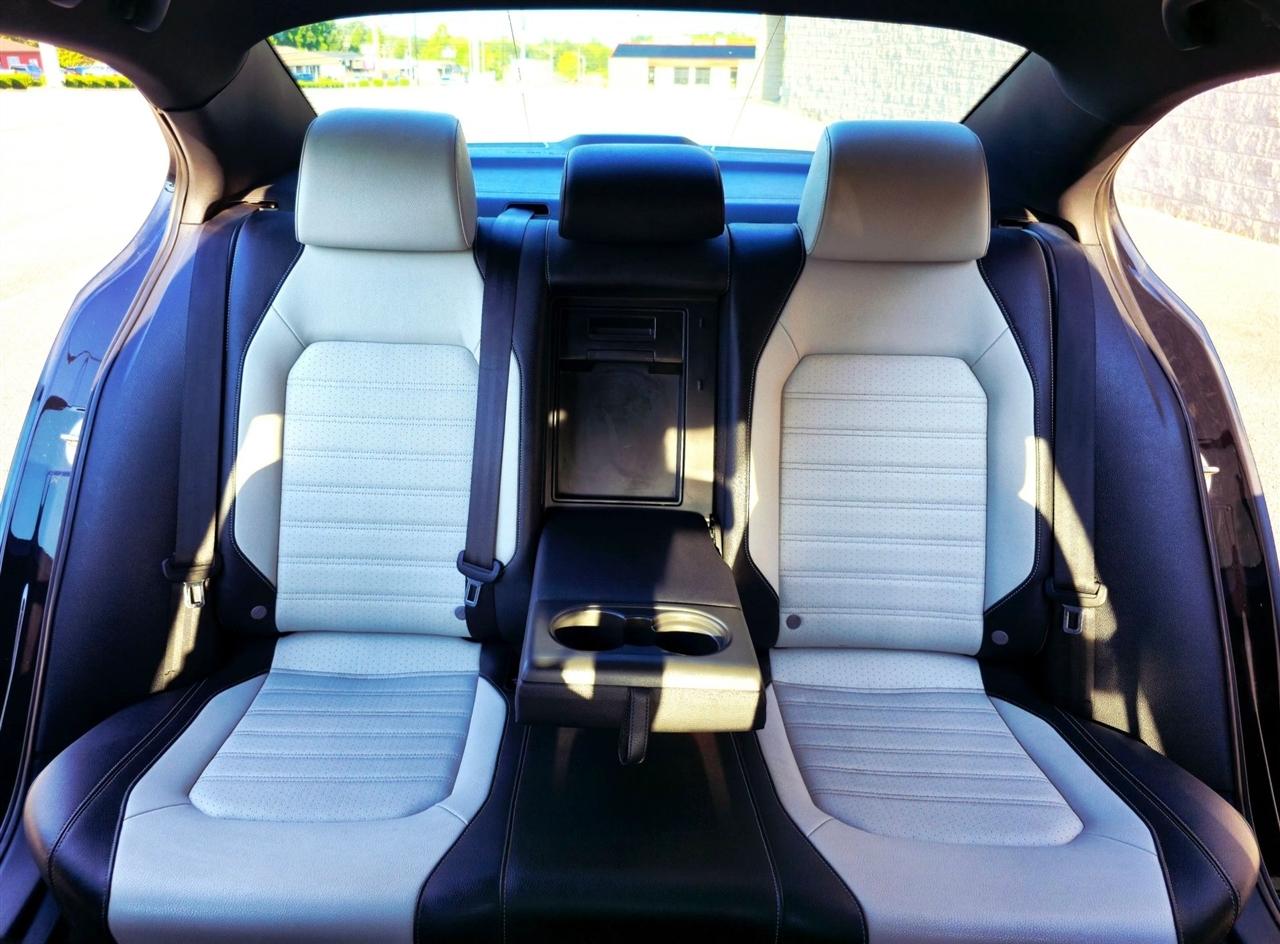 Volkswagen Jetta Sedan 4dr Auto 1.8T Sport PZEV 2016