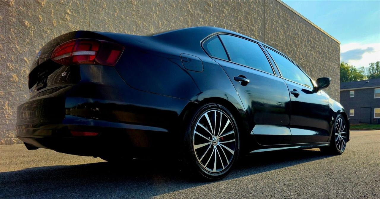 Volkswagen Jetta Sedan 4dr Auto 1.8T Sport PZEV 2016