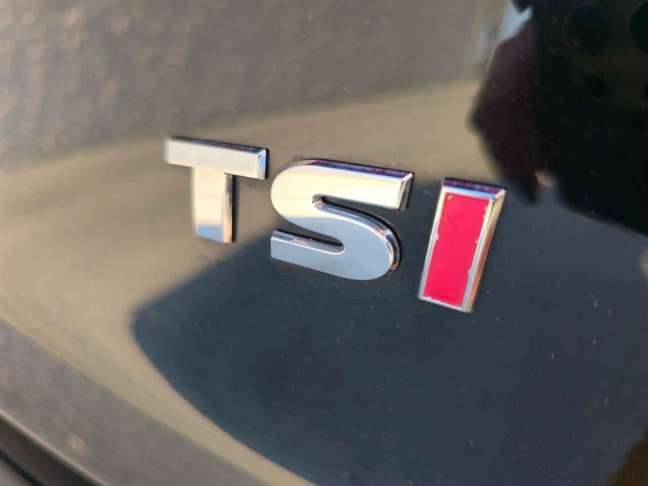 Volkswagen Jetta Sedan 4dr Auto 1.8T Sport PZEV 2016