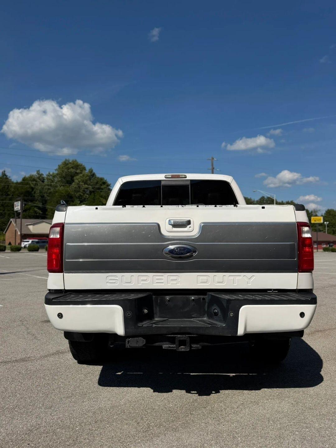 Ford Super Duty F-250 SRW 4WD Crew Cab 172" Platinum 2016