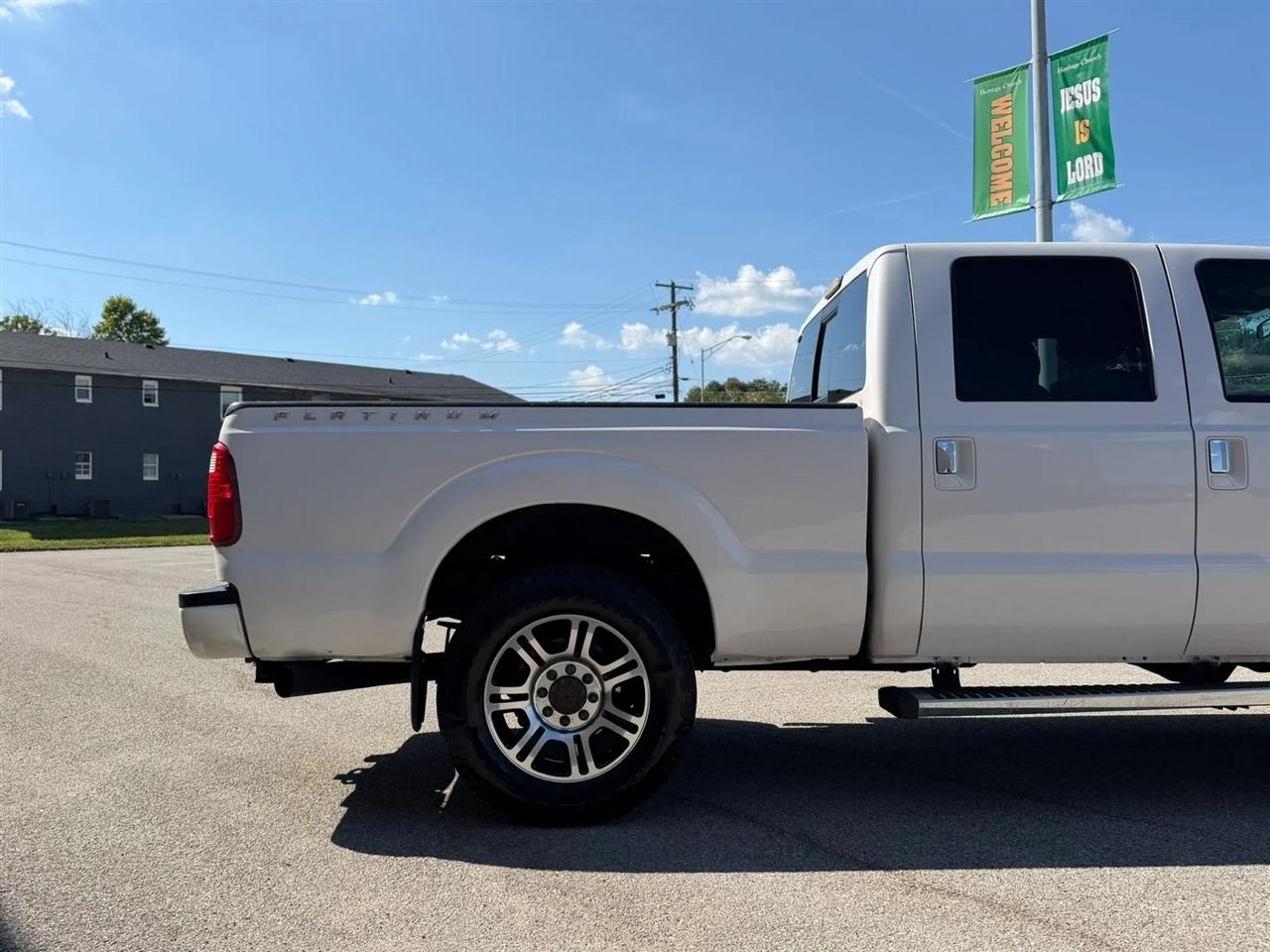 Ford Super Duty F-250 SRW 4WD Crew Cab 172" Platinum 2016