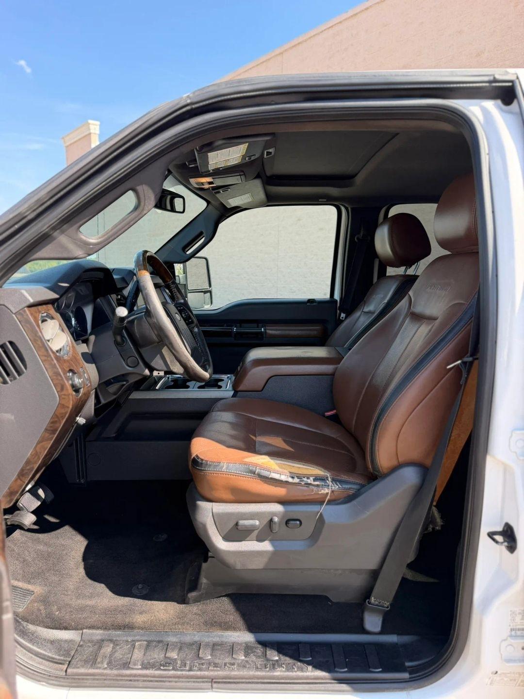Ford Super Duty F-250 SRW 4WD Crew Cab 172" Platinum 2016