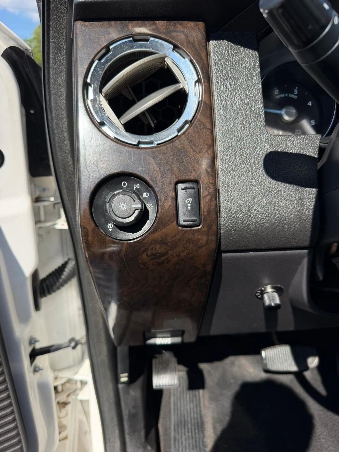 Ford Super Duty F-250 SRW 4WD Crew Cab 172" Platinum 2016