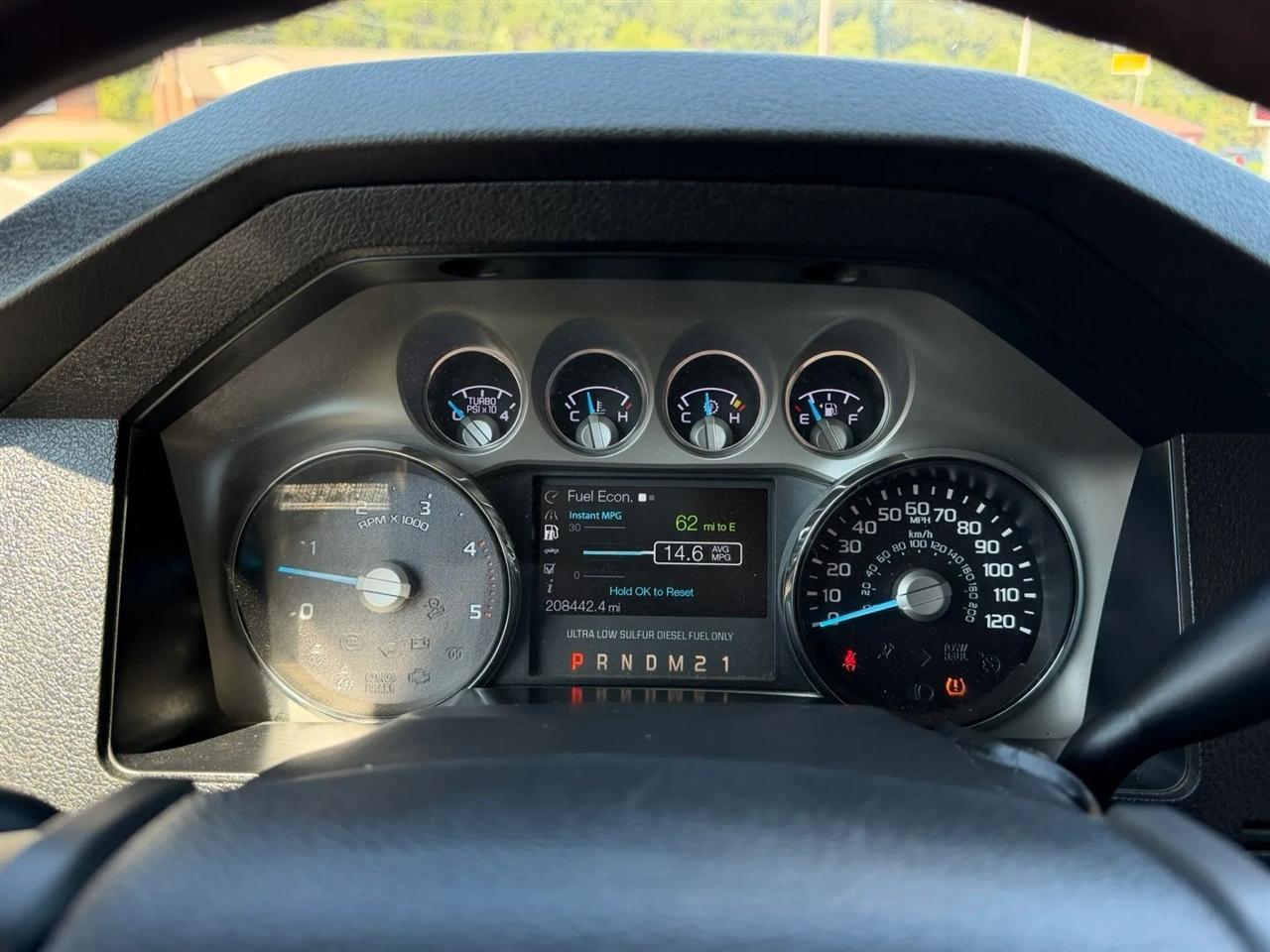 Ford Super Duty F-250 SRW 4WD Crew Cab 172" Platinum 2016