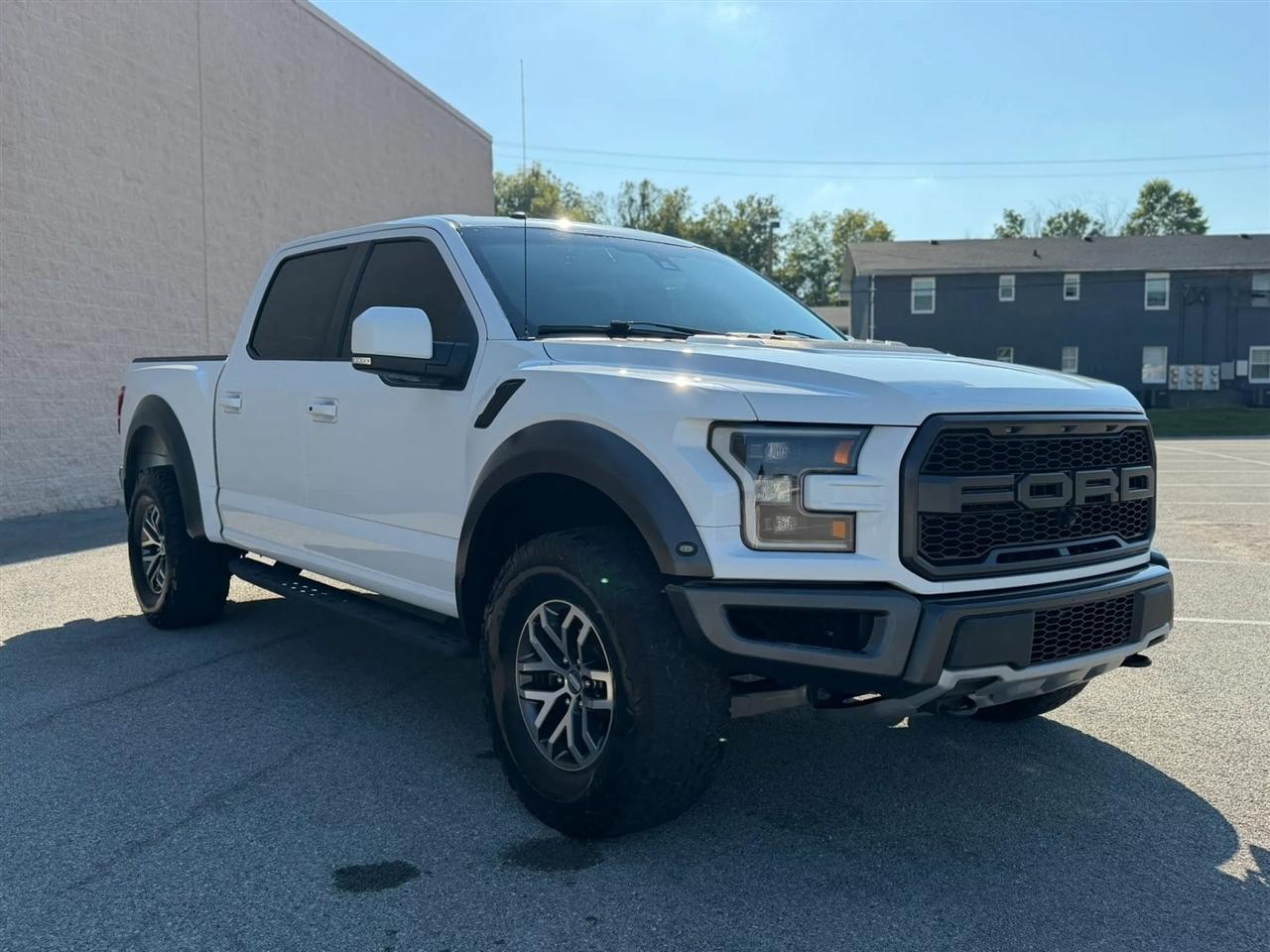 Ford F-150 Raptor 4WD SuperCrew 5.5' Box 2017