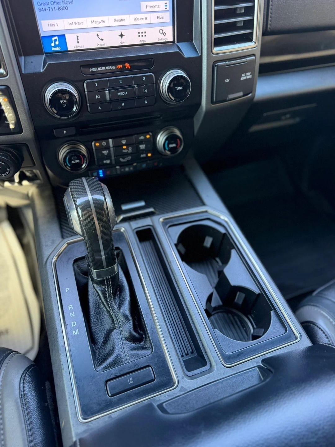 Ford F-150 Raptor 4WD SuperCrew 5.5' Box 2017