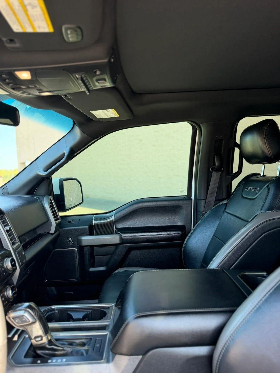 Ford F-150 Raptor 4WD SuperCrew 5.5' Box 2017