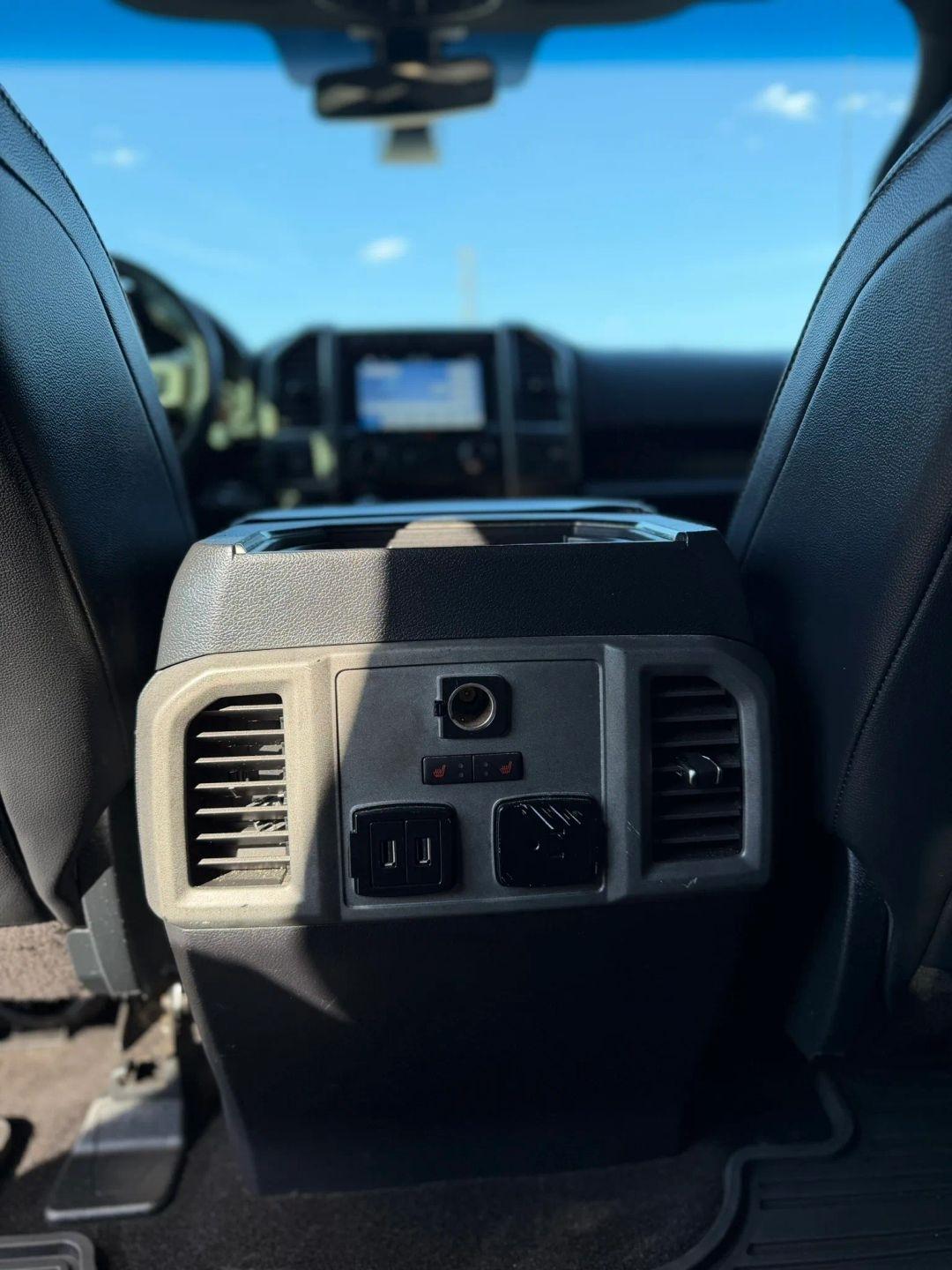 Ford F-150 Raptor 4WD SuperCrew 5.5' Box 2017