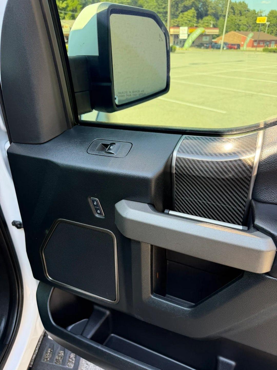 Ford F-150 Raptor 4WD SuperCrew 5.5' Box 2017