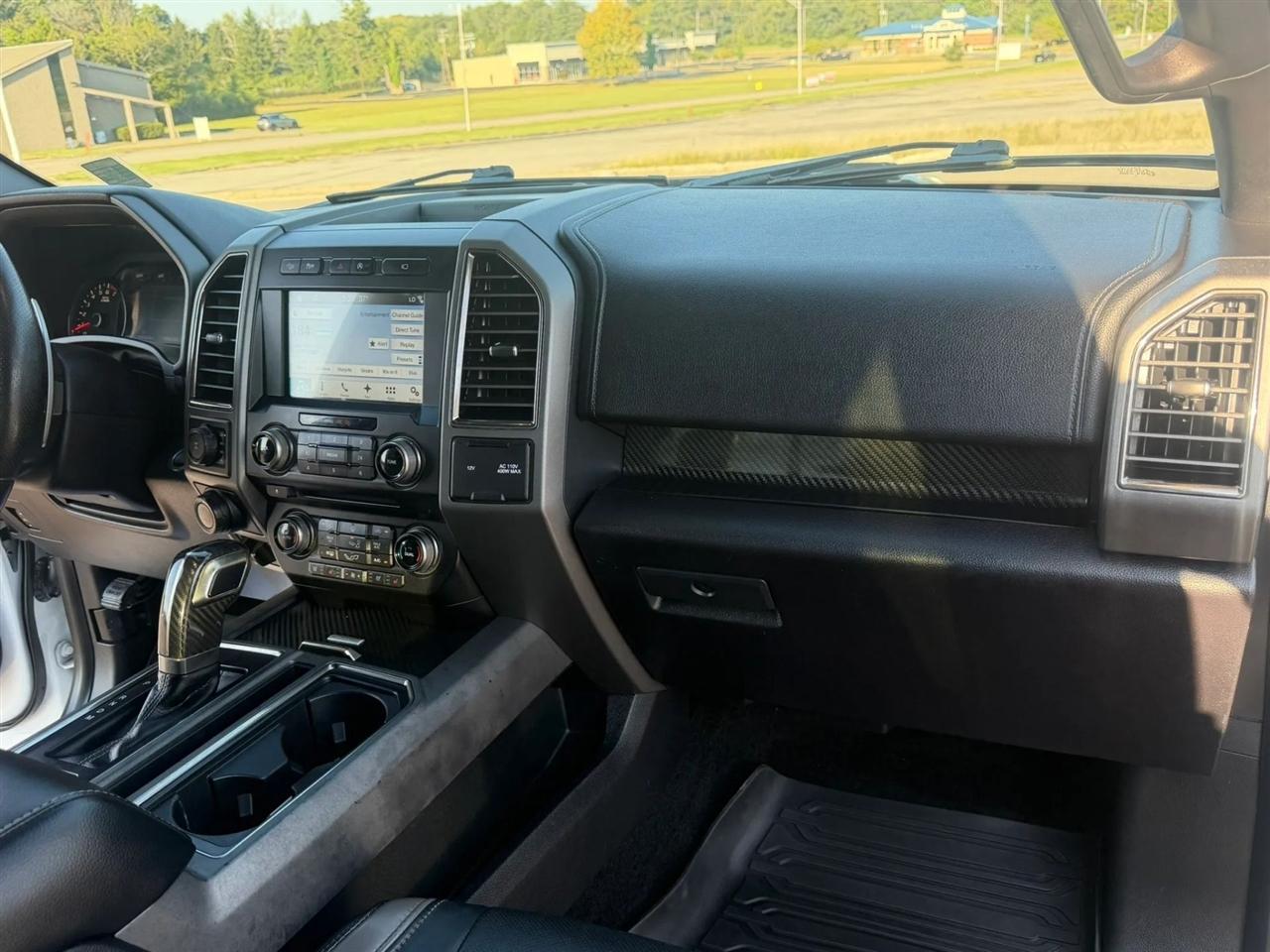 Ford F-150 Raptor 4WD SuperCrew 5.5' Box 2017